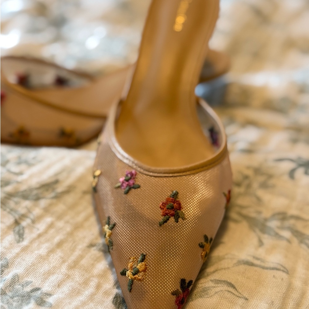 Reformation Wilda pointed toe kitten Mule